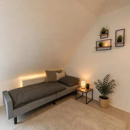 Schwert S25 Free Parking&wifi Apartment *